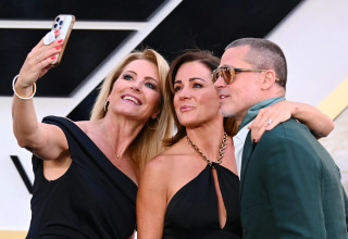 רייצ'ל ברוקס לצד בראד פיט (צילום: GettyImages)