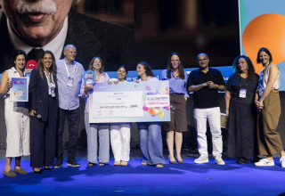 הזוכות בתחרות מיזם השנה: בנות נוער ממרכז כנרת (צילום: אלכסיי איזמלקוב)