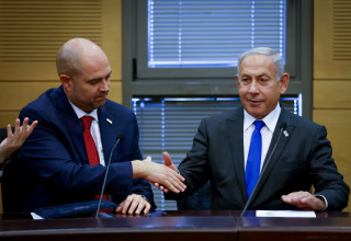 בנימין נתניהו ואמיר אוחנה (צילום: אוליבייה פיטוסי פלאש 90 )