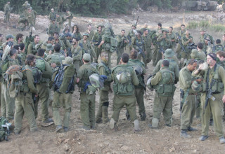 יציאה למלחמת לבנון השנייה (צילום: נאור רהב)