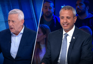 גיא בוסי, בני גנץ (צילום: צילום מסך ערוץ 12, צילום מסך ערוץ 14)