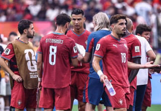 שחקני נבחרת פורטוגל מאוכזבים (צילום: Thomas COEX / AFP via Getty Images)