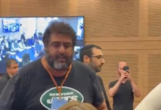 הלומי קרב מתפרצים לדיון חוק יסוד: לימוד תורה (צילום: ללא קרדיט)