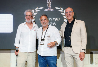 אילן ירון והשפים חיים כהן ואייל שני. כנס המסעדנות ה-11 (צילום: יבגני פלבין)