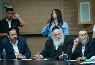 משה גפני, יצחק גולדקנוף וינון אזולאי (צילום: יונתן זינדל פלאש 90)