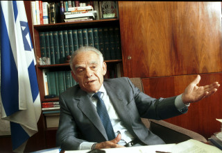 יצחק שמיר, 1992 (צילום: פלאש 90)