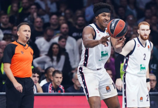 שחקן מילאנו זאק לידיי (צילום: GettyImages, Nikola Krstic/MB Media)
