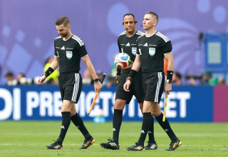 איסמעיל אלפאת וצוותו במונדיאל (צילום: Gettyimages)
