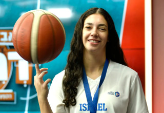 גל רביב שחקנית נבחרת העתודה של ישראל (צילום: ראובן קסטרו)