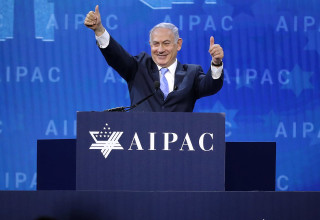בנימין נתניהו נואם בכנס של איפא"ק ב-2018 (צילום: gettyimages)