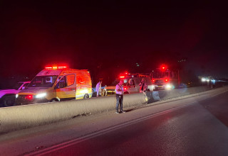 זירת התאונה בכביש 25 (צילום: תיעוד מבצעי מד"א)