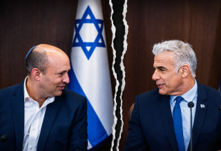 נפתלי בנט ויאיר לפיד (צילום: אוליביה פיטוסי, פלאש 90)