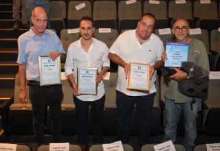 אנשי "מעריב" בטקס הוקרה על הסיקור  מה-7 באוקטובר (צילום:  אלעד גוטמן)