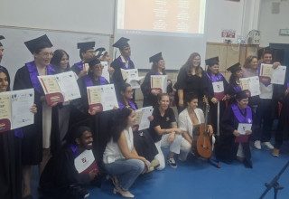 בוגרי מחזור ראשון של תכנית סייעים בחינוך (צילום: משרד הרווחה)
