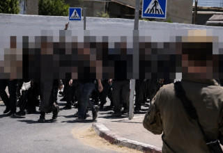 המרד בשדה תימן - הלוחמים ברחו מהבסיס  (צילום: שימוש לפי סעיף 27א')