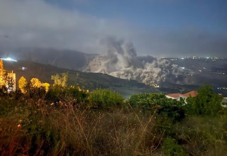 הפיצוץ בבופור מהצד הלבנוני (צילום: רשתות ערביות)