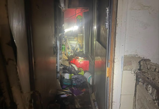 גבר כבן 70 נהרג בשריפה שפרצה בדירתו (צילום: נציבות כיבוי והצלה)