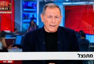 רק הוא התנצל, אבל הרבב דבק בתקשורת כולה. עודד בן עמי (צילום: צילום מסך, קשת 12)
