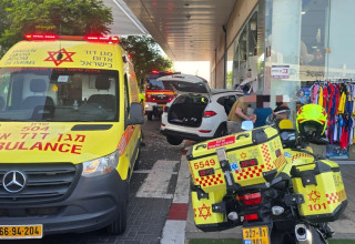 תאונת הדרכים הקשה בחדרה  (צילום: דוברות מד"א)