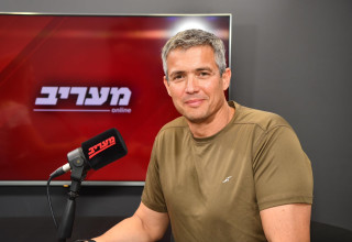 יועז הנדל (צילום: אבשלום ששוני)