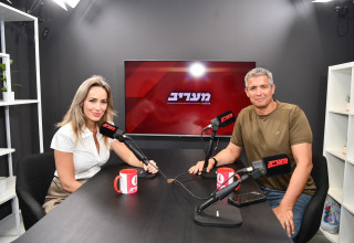 יועז הנדל, מיקי לוין (צילום: אבשלום ששוני)