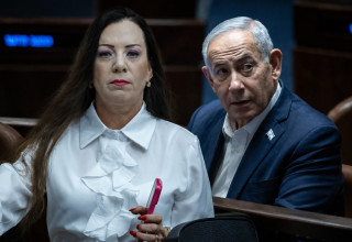 בנימין נתניהו, טלי גוטליב (צילום:  יונתן זינדל פלאש 90,בינה מלאכותית ושיפור צילום)