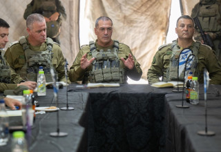 הרמטכ"ל, רא"ל אייל זמיר ומפקדי פיקוד הדרום ורצועת עזה בביקור ברצועה (צילום: דובר צהל)