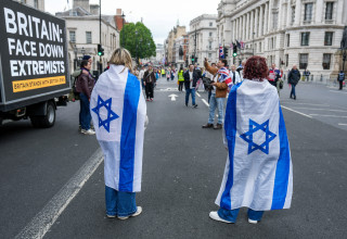 הפגנה נגד אנטישמיות בלונדון (צילום: REUTERS)