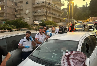 שני גברים בשנות ה-30 נורו למוות ברכבם בנצרת (צילום: תיעוד מבצעי מד"א)