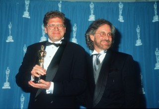 סטיבן ספילברג עם רוברט זמקיס, 1995 (צילום: Barry King/Liaison)