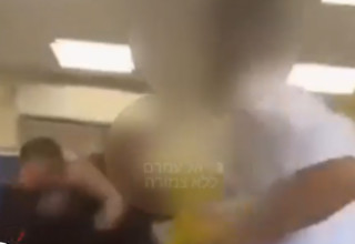 הקטטה בבית הספר בחולון (צילום: דניאל עמרם ללא צנזורה)
