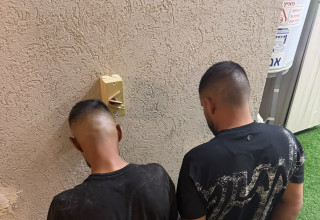 החשודים שנעצרו (צילום: דוברות המשטרה)