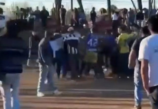 אלימות בזמן משחק בצ'ילה (צילום: צילום מסך טוויטר)