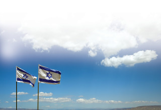 דגלי ישראל בגליל (צילום: מיכאל גלעדי פלאש 90)