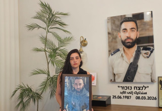 יסמין חטאר ליד בעלה מאהר ח'טאר ז"ל (צילום: צילום פרטי)