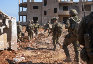 חיילי צה"ל בפעילות במרחב הביטחוני (צילום: דובר צה"ל)