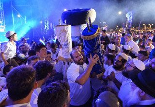 שמחת תורה בשדרות (צילום: יחצ)