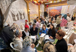  מיזם "ניפגש בסוכה" (צילום: באדיבות "שומרים ושומרות על הבית המשותף")