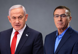 שלומי אלדר, בנימין נתניהו (צילום: תומר נויברג, פלאש 90,אריה לייב אברמס, פלאש 90,בינה מלאכותית ושיפור צילום)