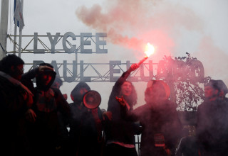 מחאות בצרפת (צילום: REUTERS/Abdul Saboor/File Photo)