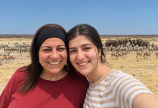 מלי וליאל יהלומי על רקע נמיביה שבאפריקה (צילום: רויטרס,רשתות חברתיות, שימוש לפי סעיף 27 א')