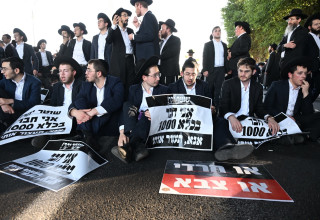 מחאת חרדים נגד גיוס לצה"ל (צילום: אבשלום ששוני)