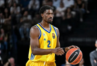 הפסד עלול להוביל לפתיחה של 3:0. קלארק (צילום: GettyImages, Eurasia Sport Images)