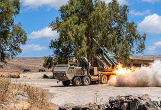 רקטת הבר, מנוע של תומר (צילום: דובר צה"ל)