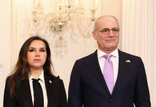 יחיאל לייטר, נדא חמאדה מועווד (צילום: REUTERS/Kevin Lamarque)