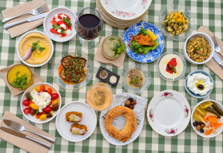 האפי האוור באוזריה (צילום: אביבית פריאל אביחי)