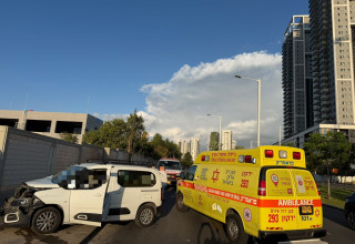 תאונת דרכים  (צילום: תיעוד מבצעי מד"א)