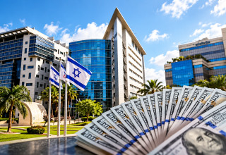 מרכז הייטק, דולרים (צילום: פלאש 90,רויטרס)