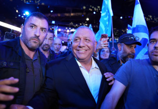 גדי איזנקוט באירוע הבחירות הגדול של המפלגה (צילום: דוברות מפלגת ישר)