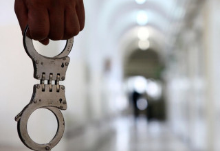 אזיקים (צילום: פלאש 90)